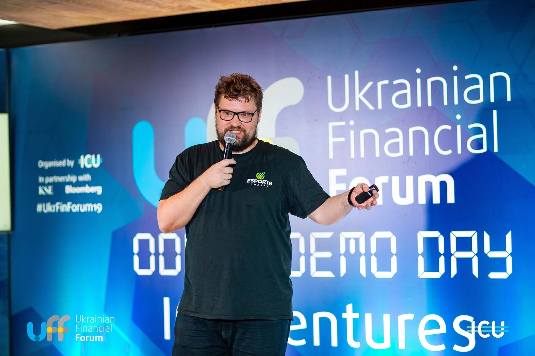 Ukrainian Financial Forum — Demo Day · esports investing